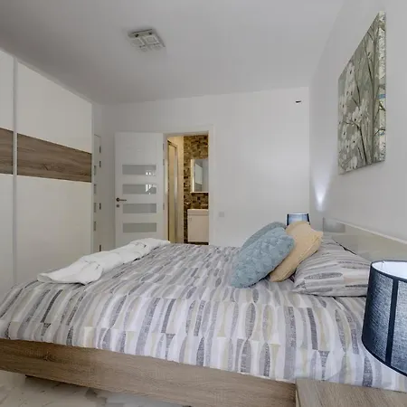 Spacious And Modern Apartment, Quaint & Walk To It All 公寓 斯利马