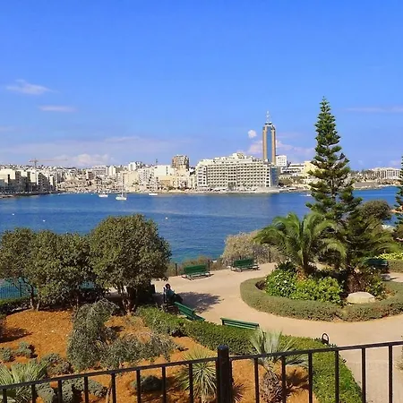公寓 Spacious And Modern Apartment, Quaint & Walk To It All 斯利马